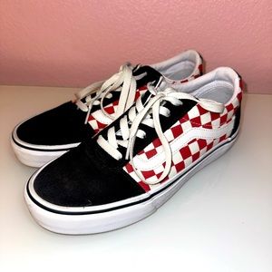 Red/Black Old Skool Checkered Vans